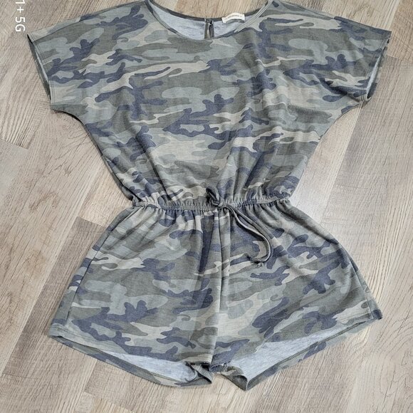Cute Camo Knit Romper - Picture 1 of 3